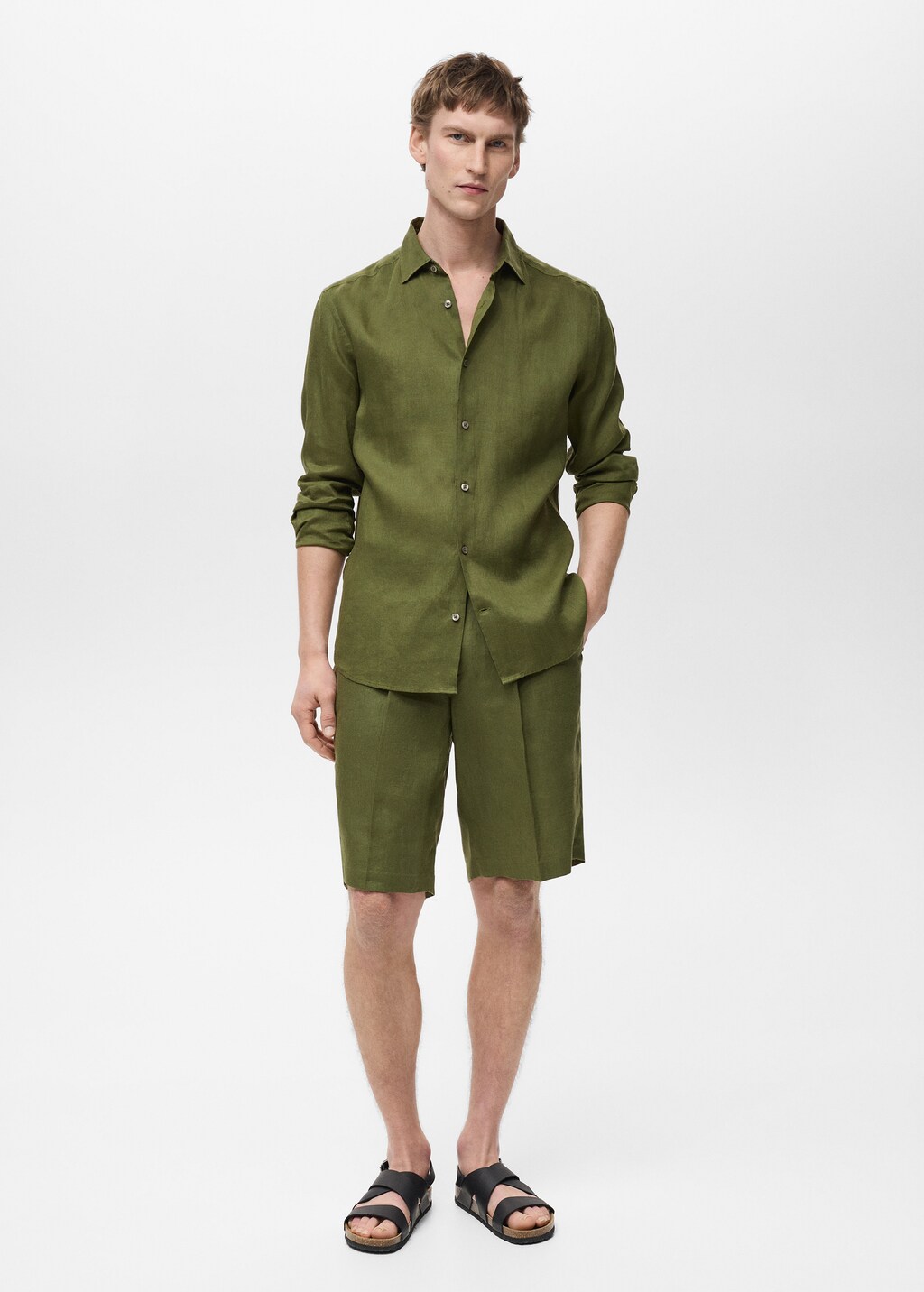 100% linen bermuda shorts with pleats - Green