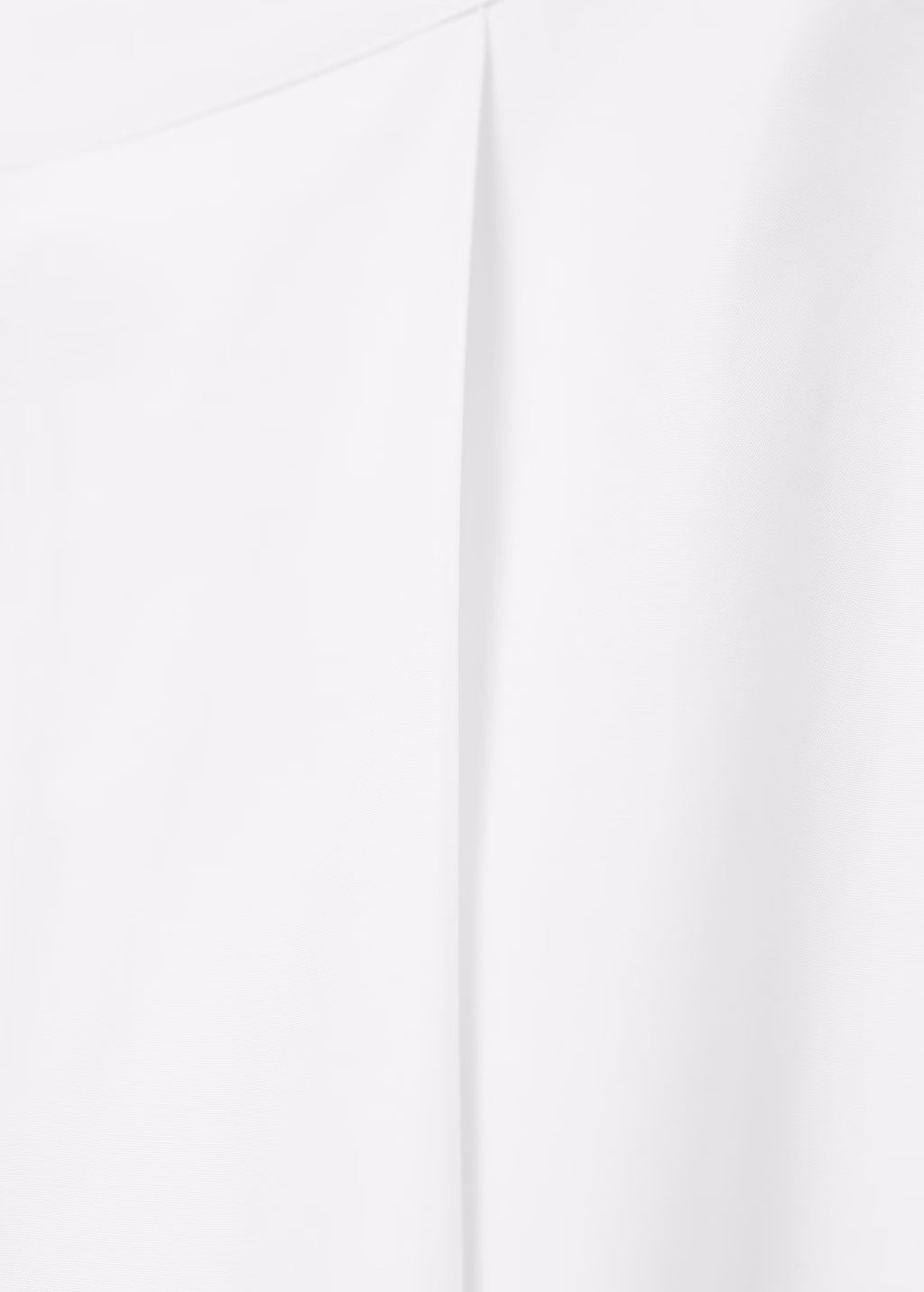 Long flared skirt with opening - White