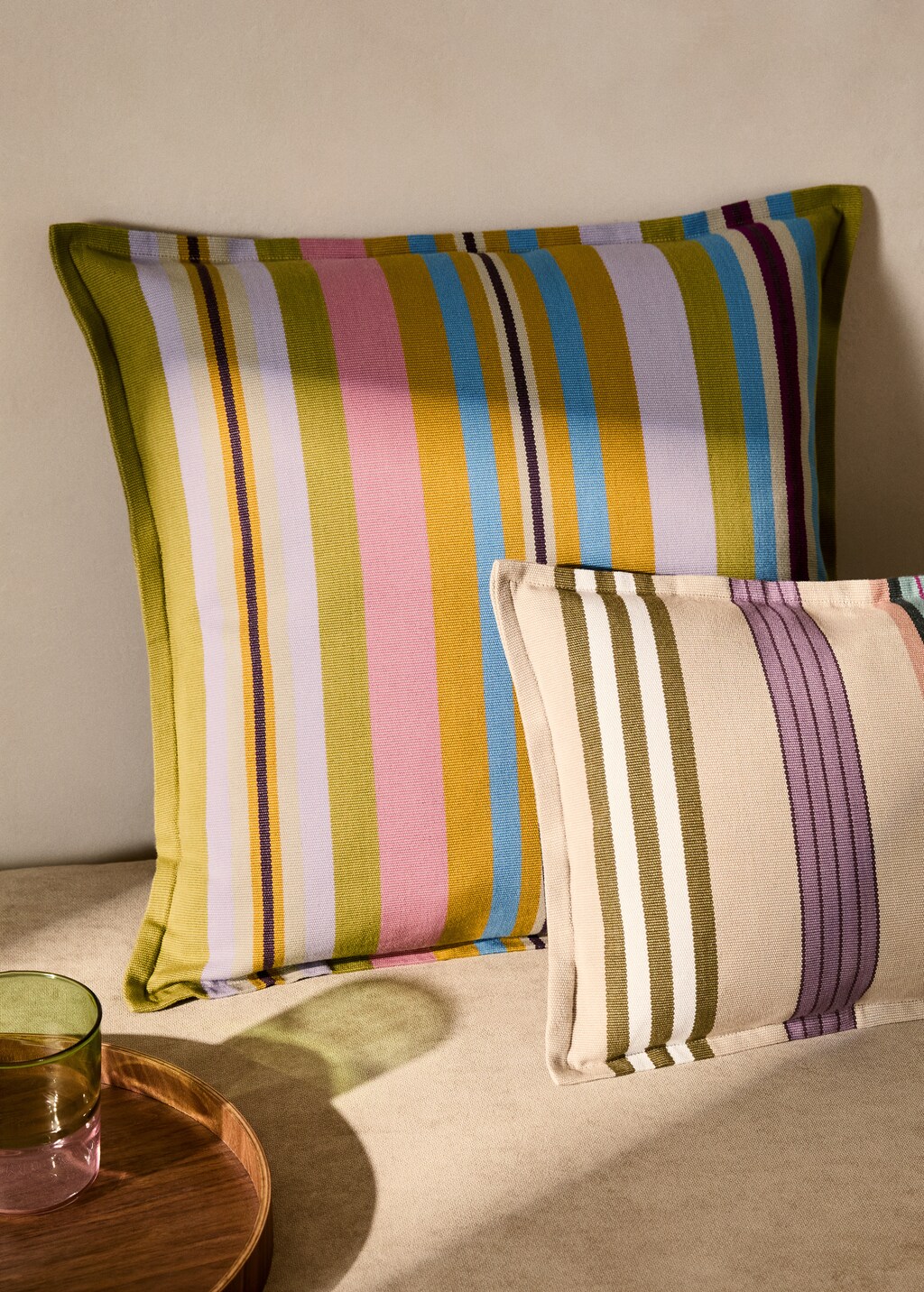 Cotton cushion cover with woven stripe, 50x50cm - Medium Pink
