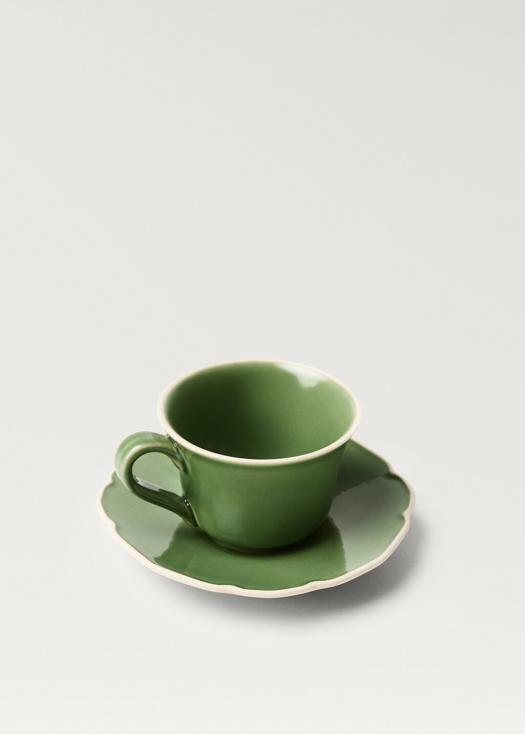 Cup with wavy stoneware saucer - Ochre