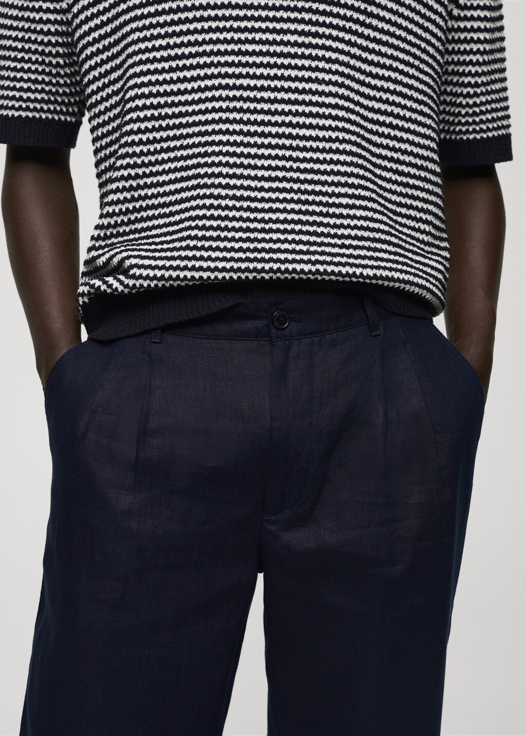 Relaxed-fit 100% linen trousers - Dark Navy