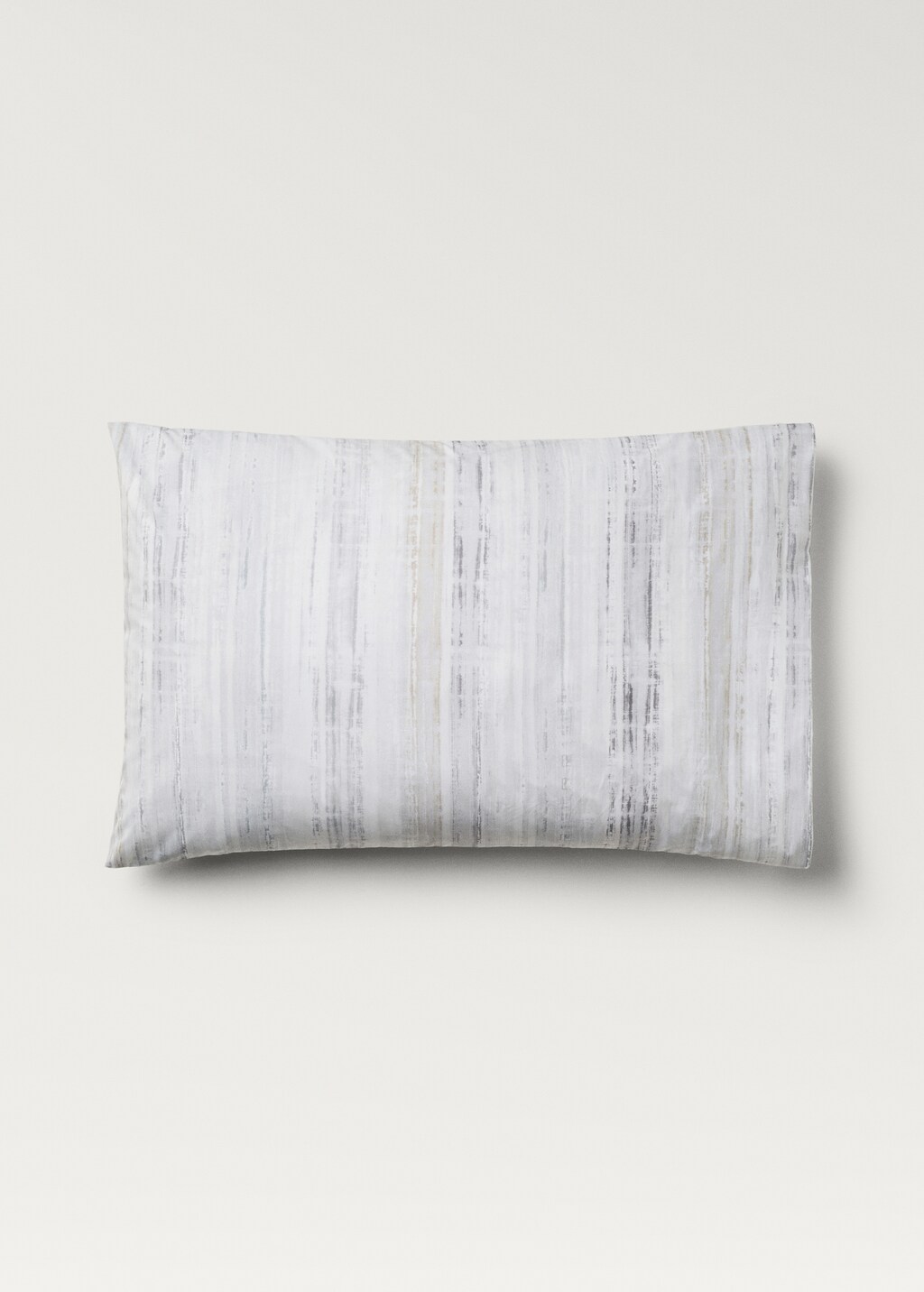 Cotton percale pillowcase with a blurred print, 50x75 cm - Grey