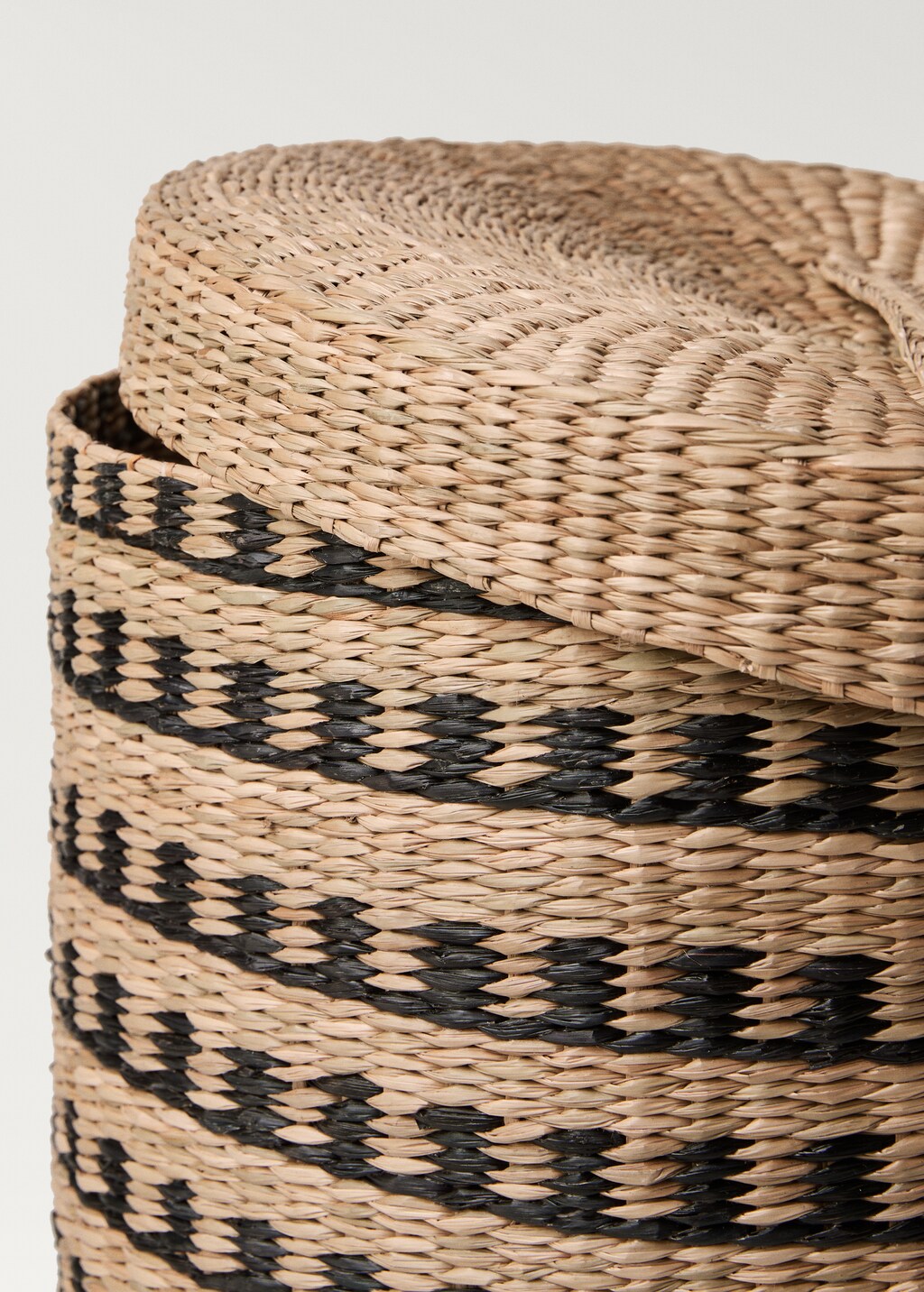 Seagrass basket with round lid - Brown