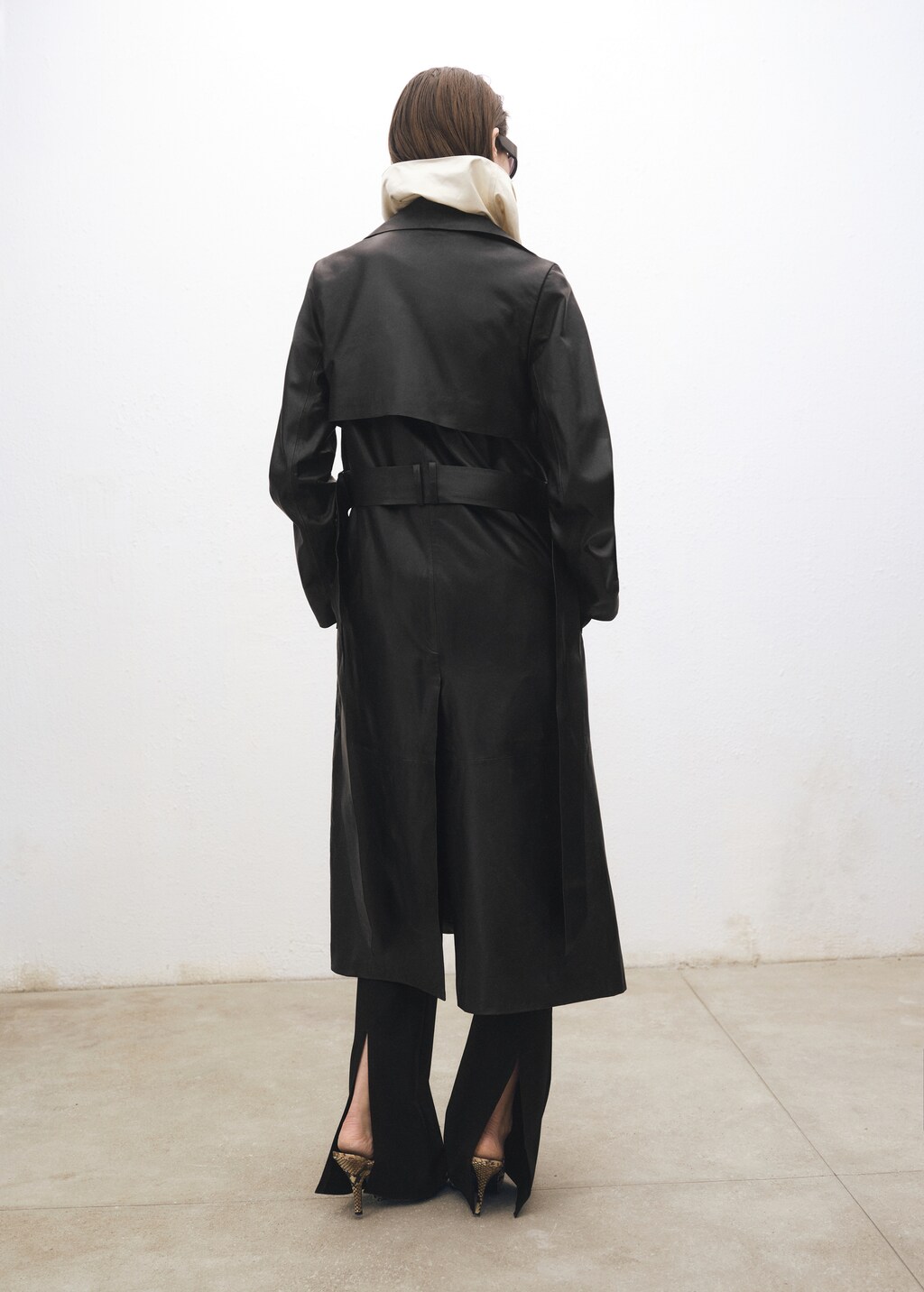 Leather trench coat with belt - Black