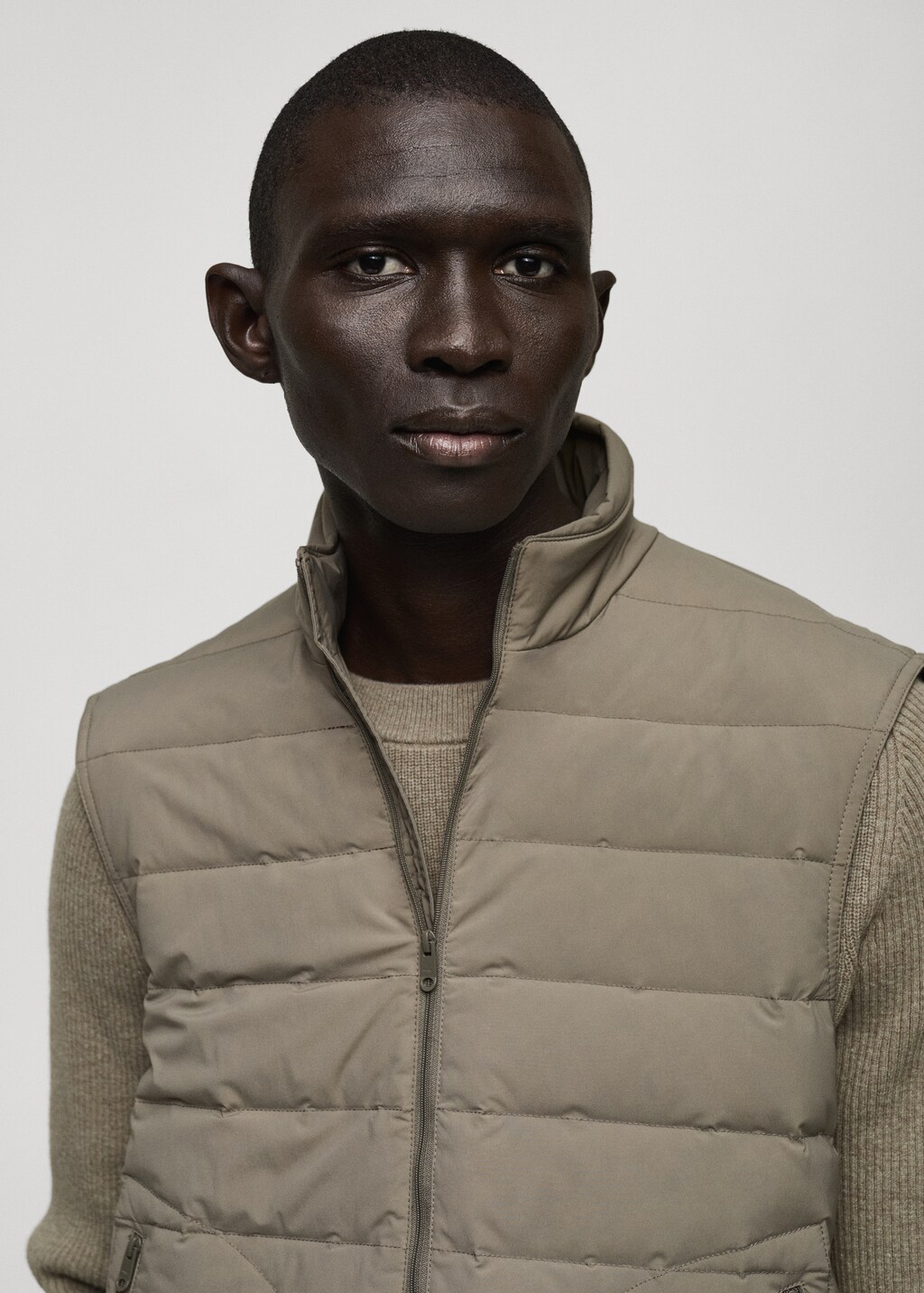 Quilted vest with down and feather filling - Grey