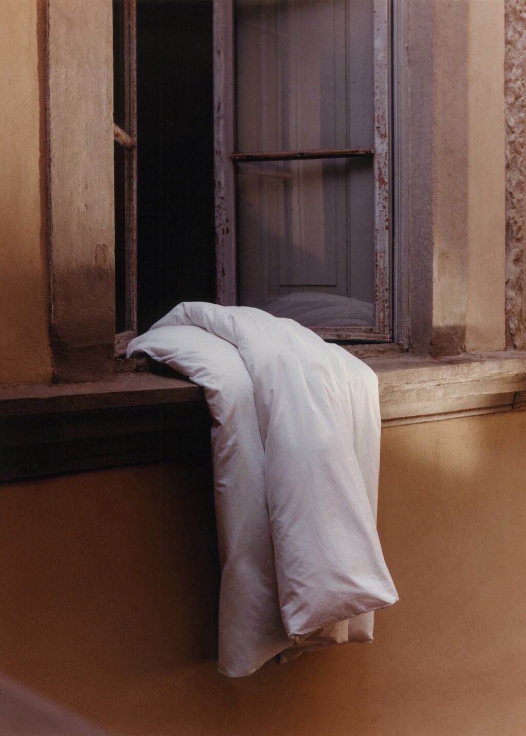 500-thread count cotton percale duvet cover with rounded piping detail, 150 cm - White