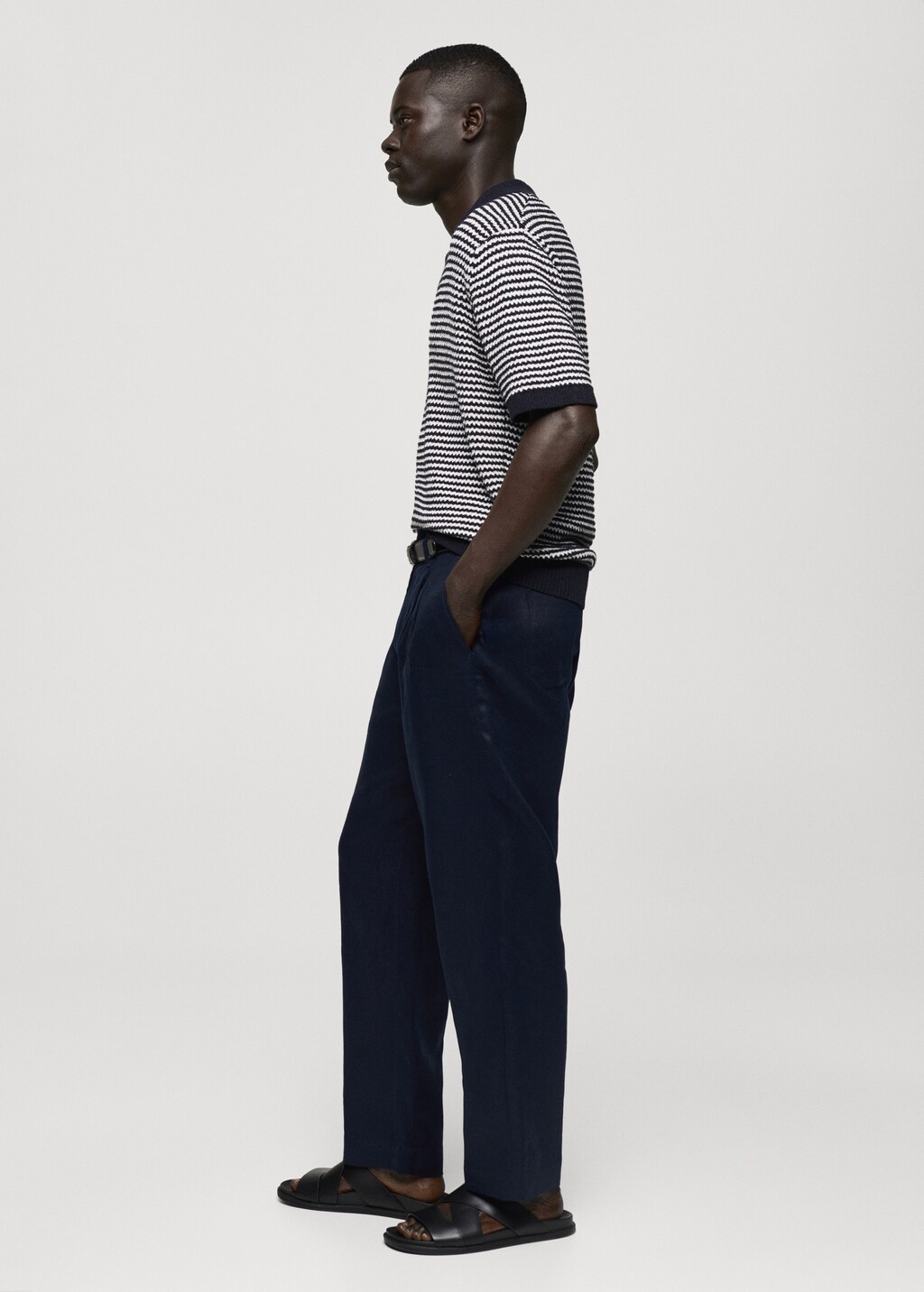Relaxed-fit 100% linen trousers - Dark Navy