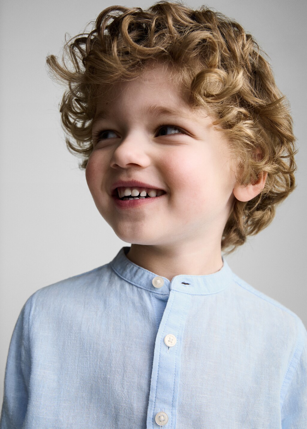 Slim-fit linen shirt - White