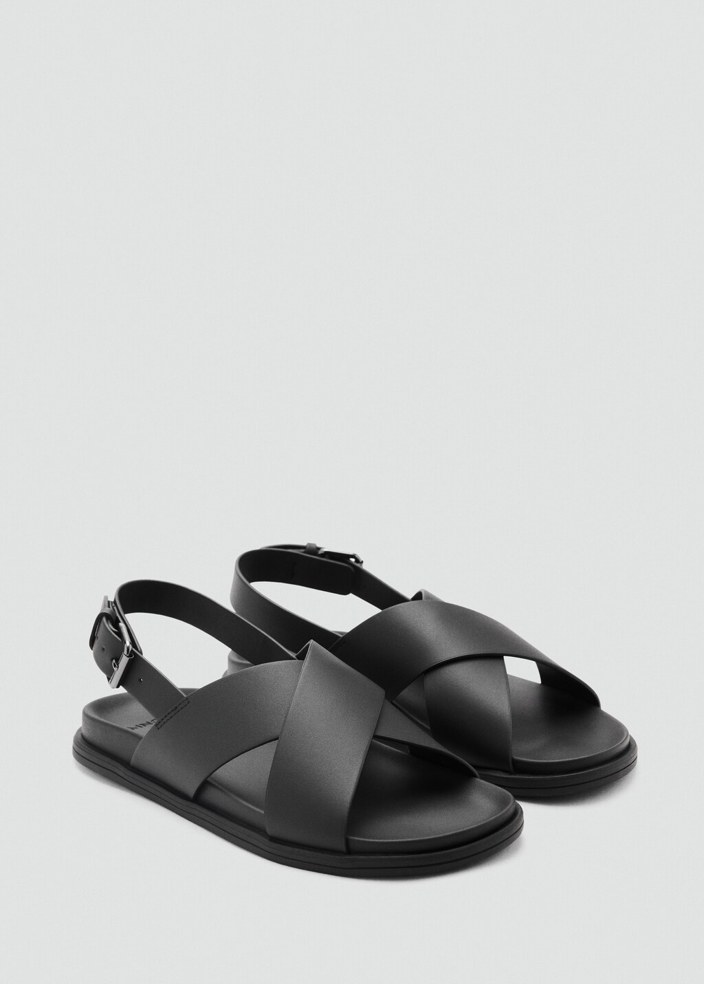 100% leather crossed strap sandal - Black