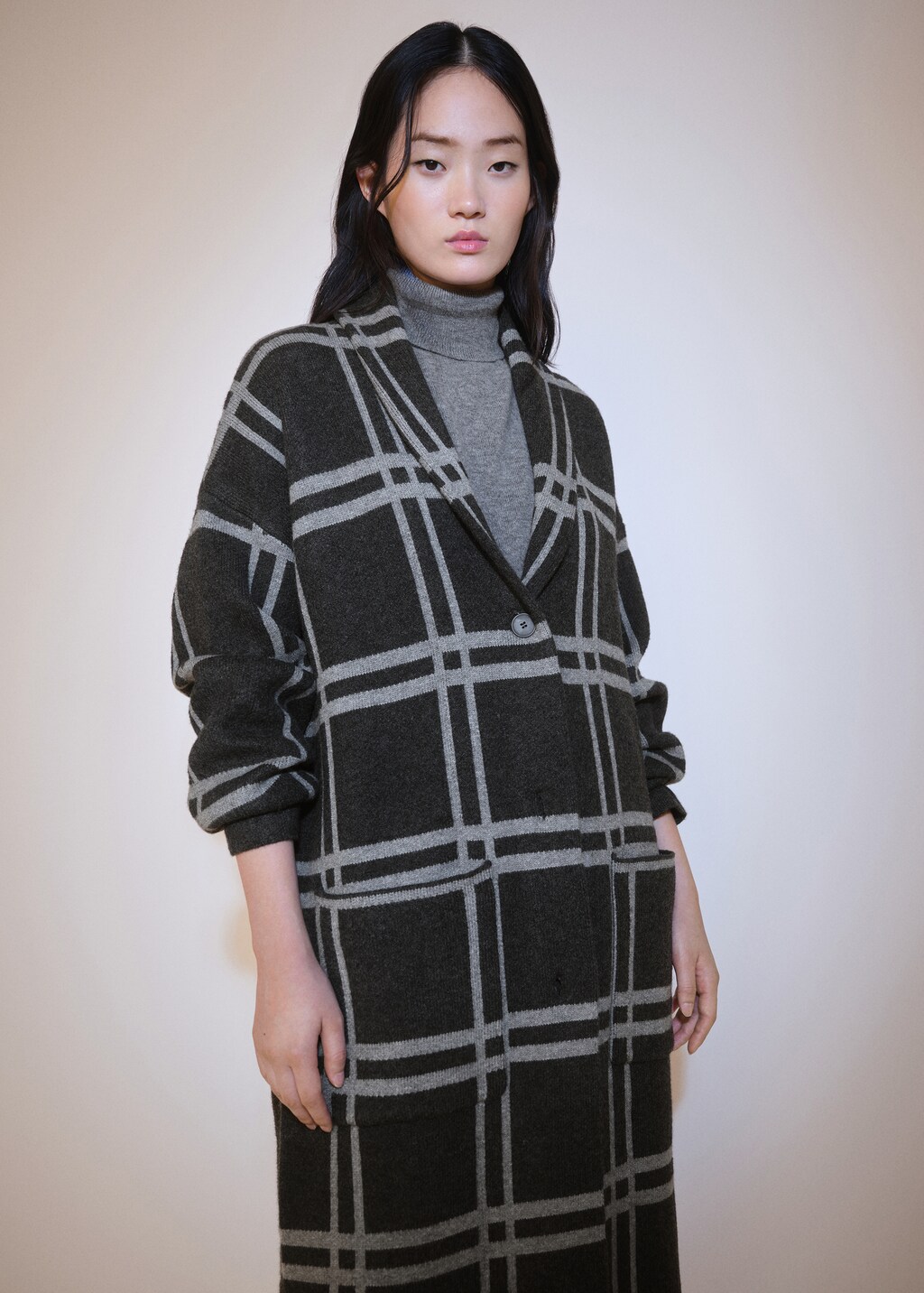 Check knitted coat - Charcoal