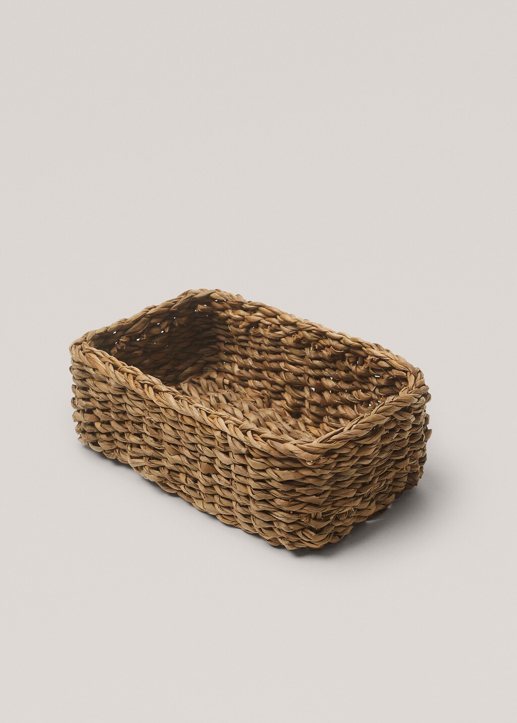 Natural fibre braided basket 22x14cm - Brown