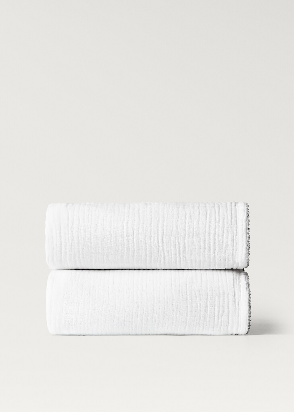 Children's blanket with contrasting finish - White