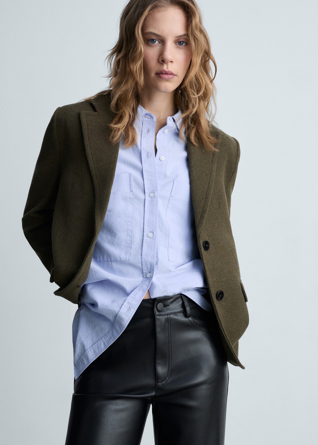 Leather-effect straight trousers - Black