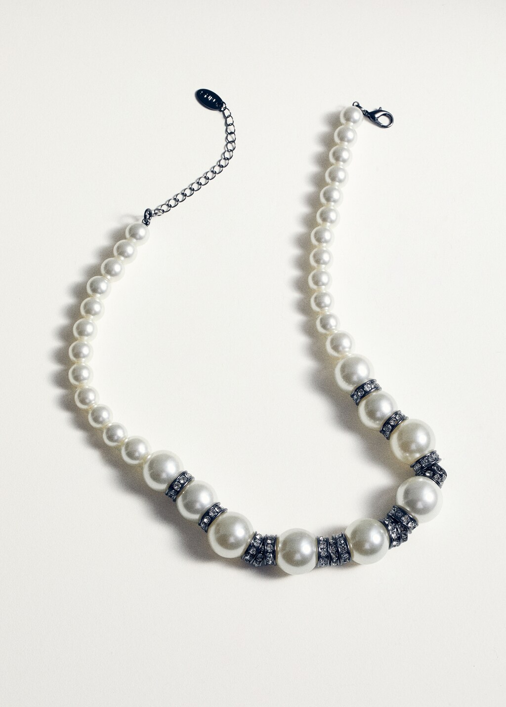 Mixed bead necklace - White