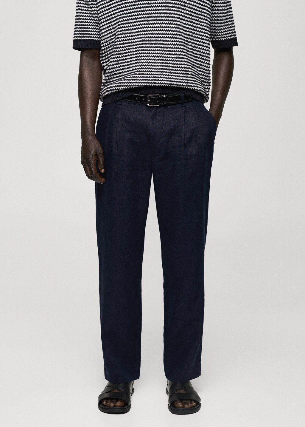 Relaxed-fit 100% linen trousers - Dark Navy