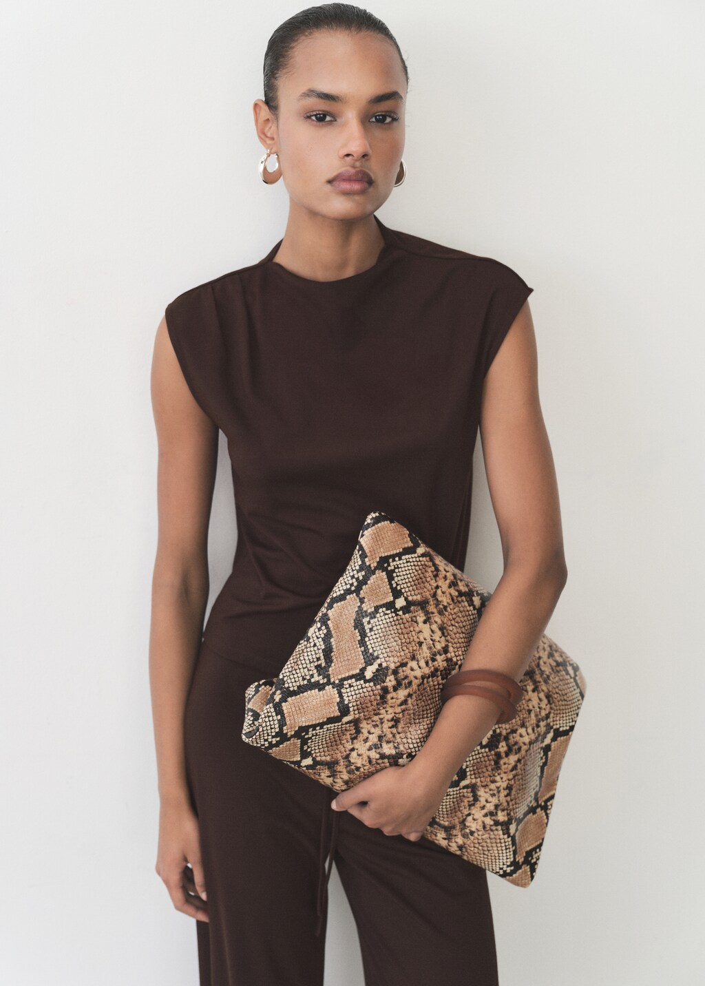 T-shirt with gathered asymmetrical neck - Sand