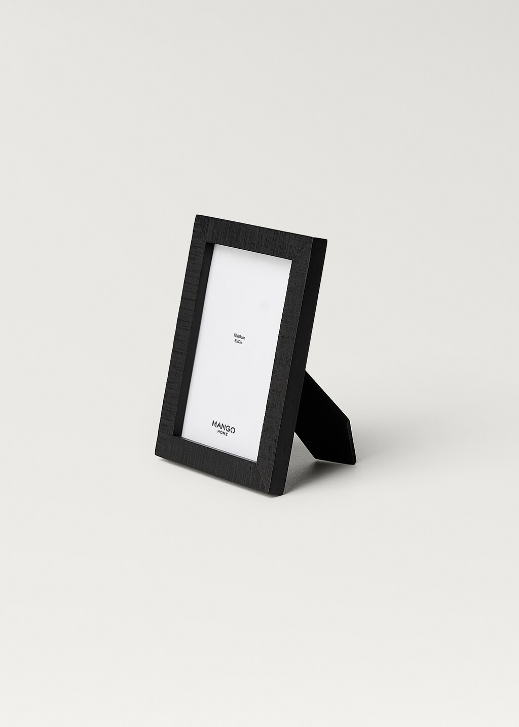 Medium textured wood frame - Black