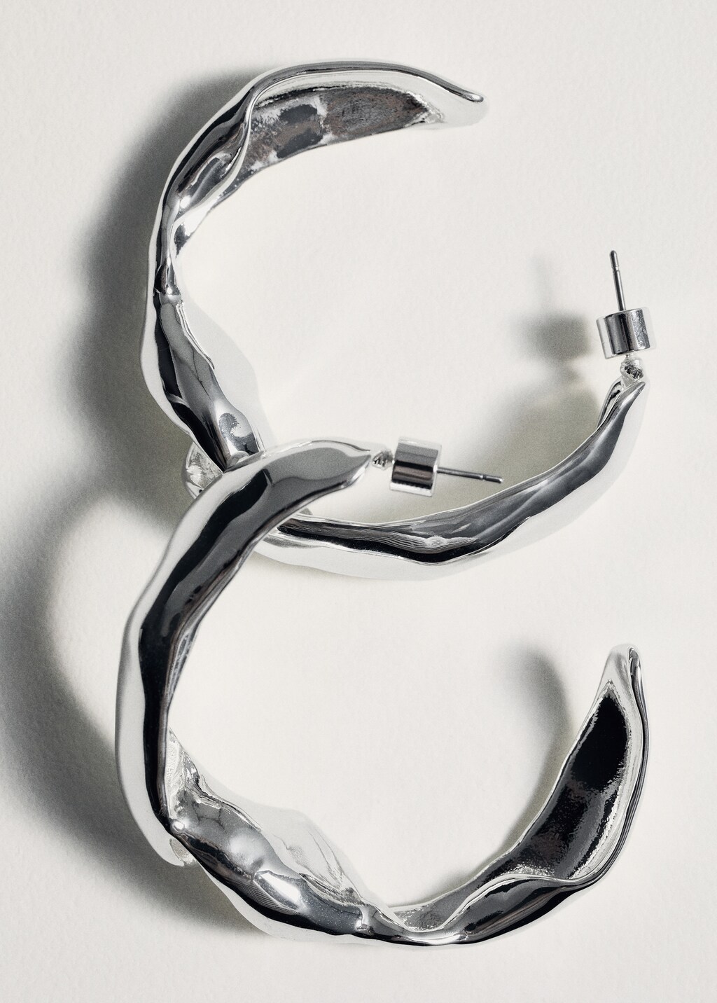 Wavy hoop earrings - Silver