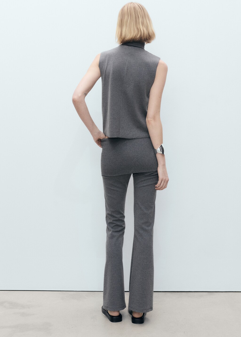 Flared trousers with turn-up waist - Grey