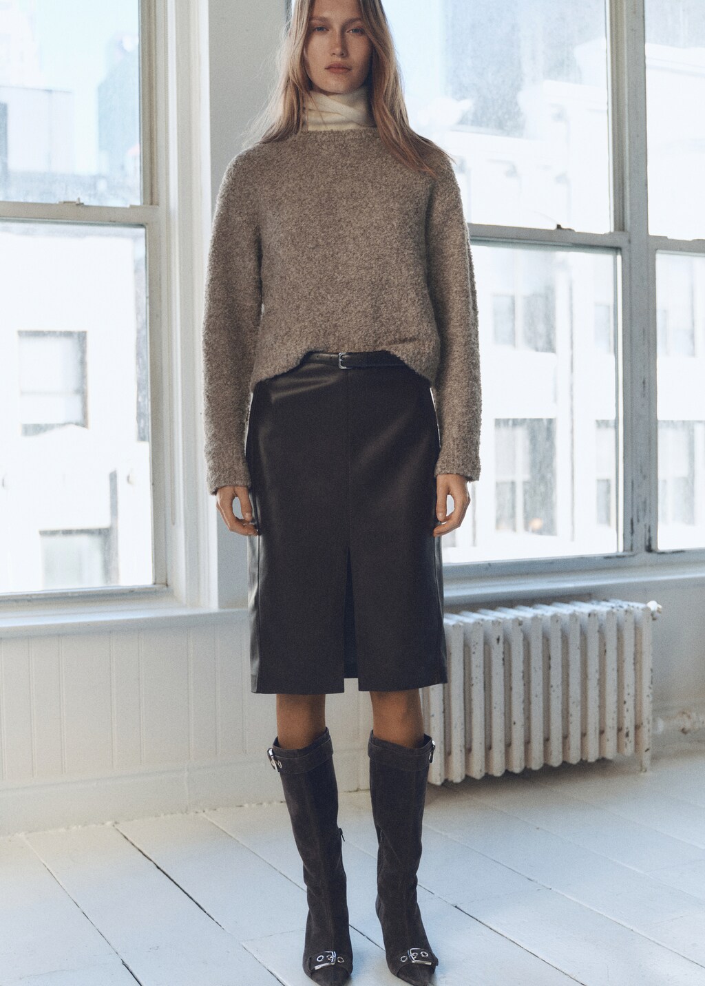 Round-neck bouclé sweater - Medium Heather Grey