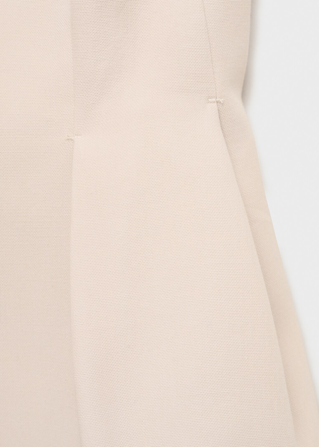 Halter-neck waistcoat with pleats - Nude