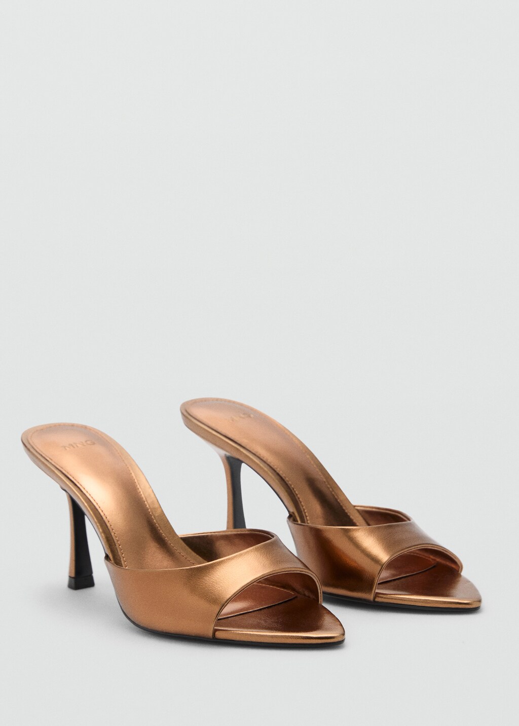 Patent leather effect heeled sandal - Chocolate