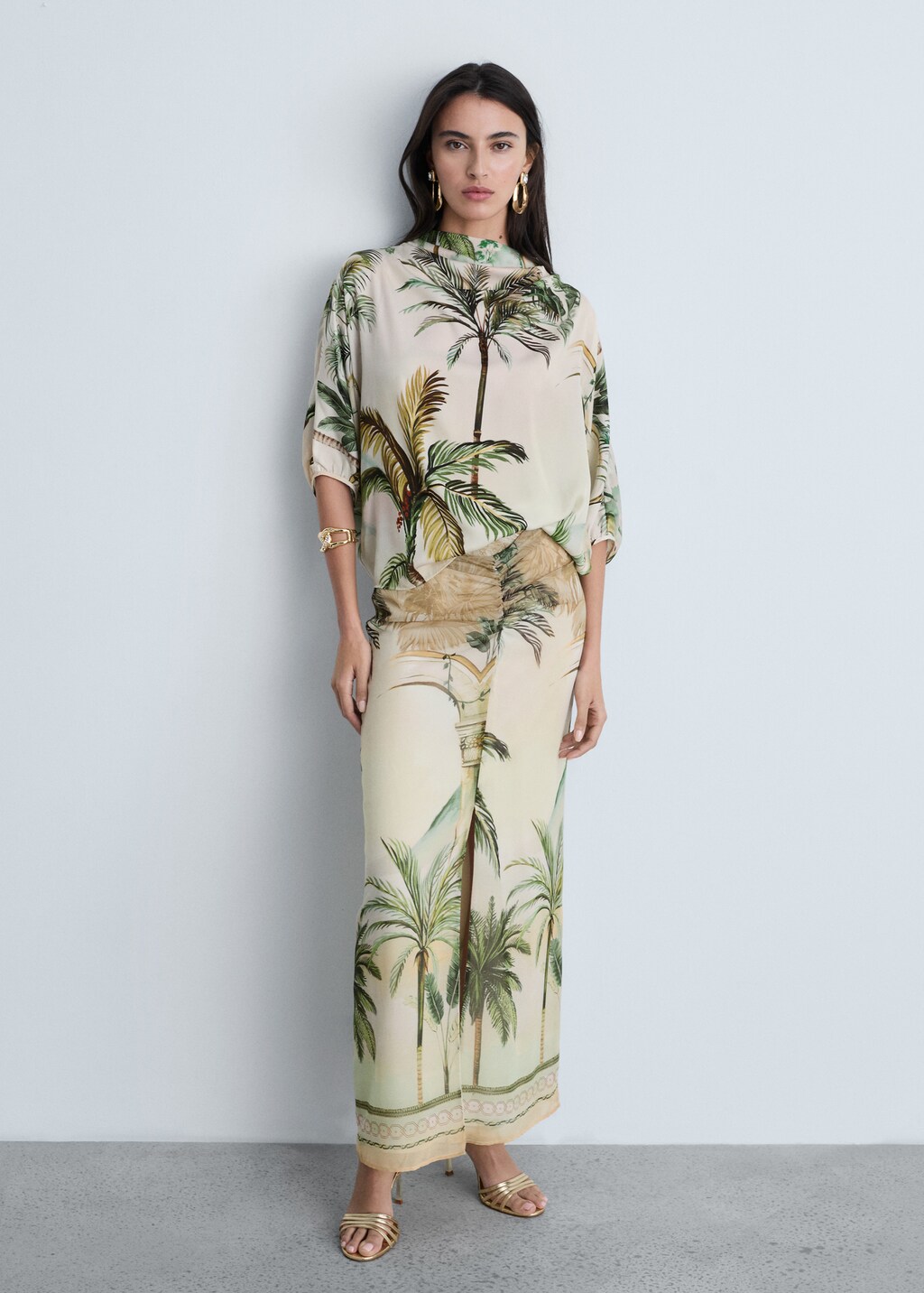 Draped cape with tropical print - Ecru