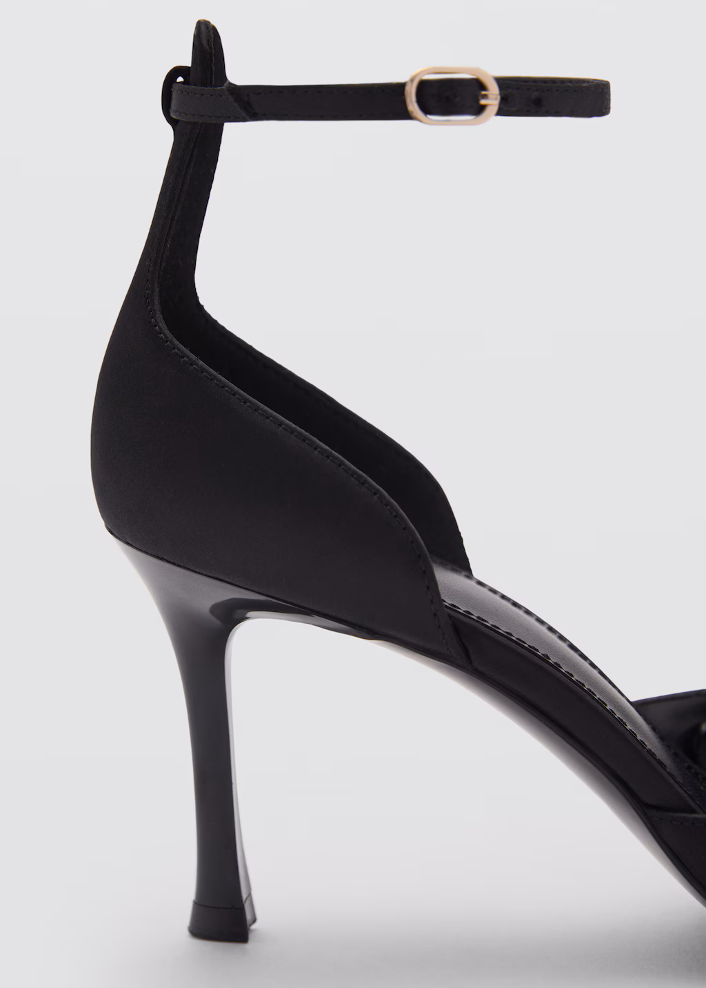 Ankle-cuff heel shoes - Black