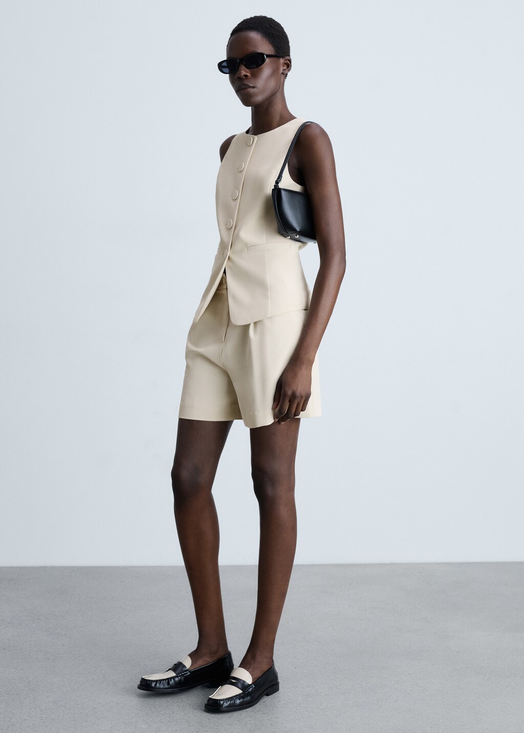 Suit waistcoat with buttons - White