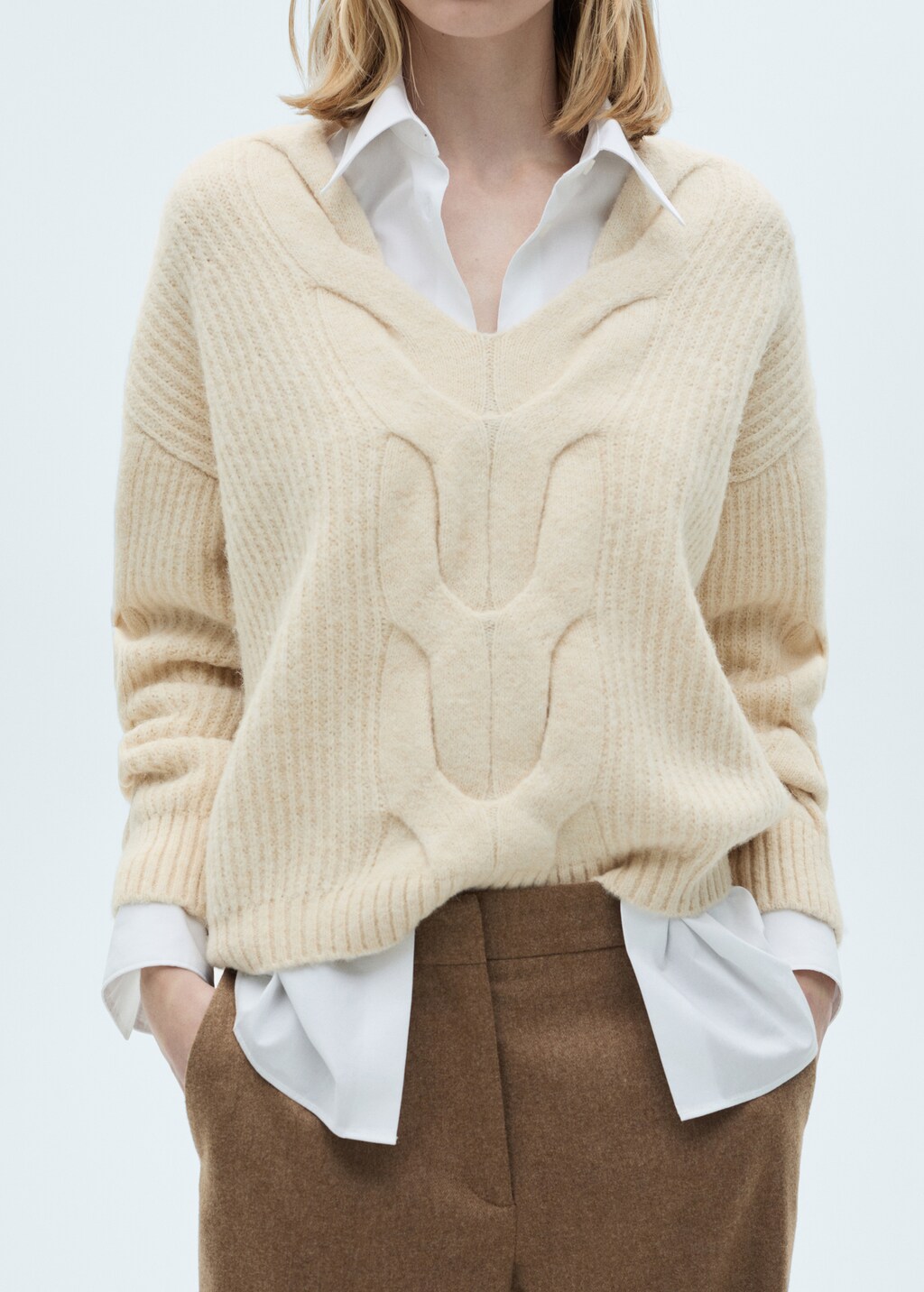 V-neck braided sweater - Ecru