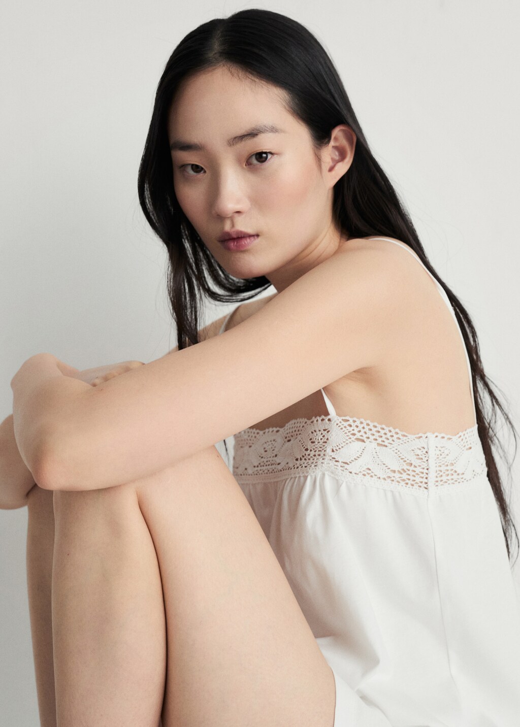 Cotton top with lace detail - White