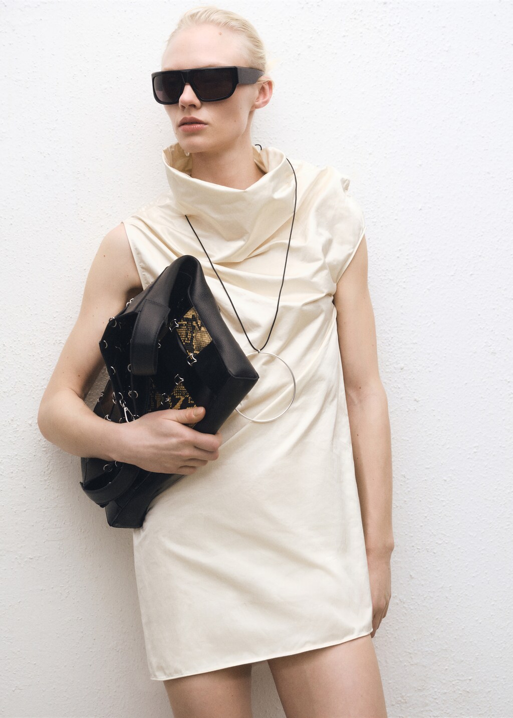 Cotton dress with draped collar - Ecru