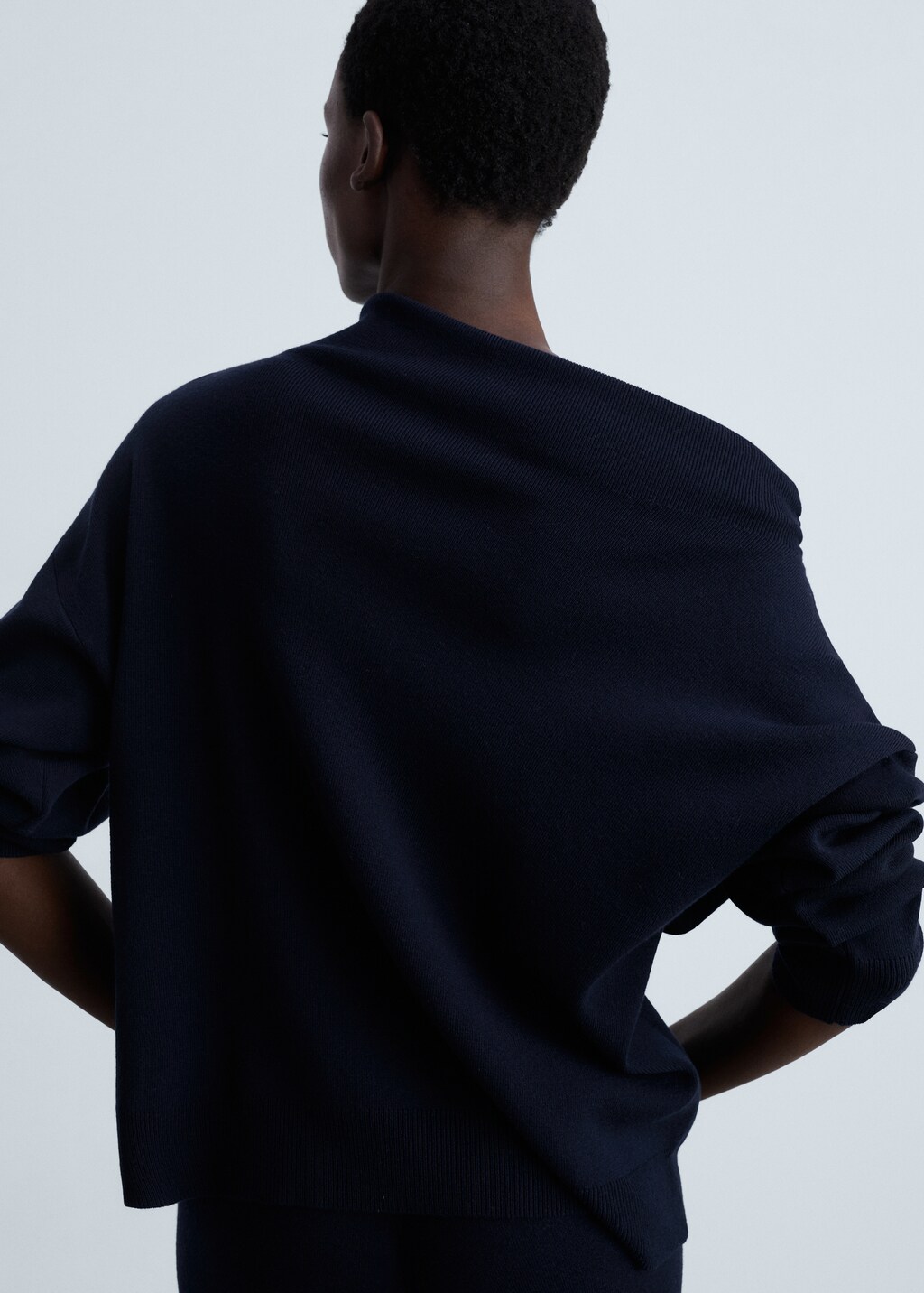 Knitted sweater with asymmetrical neck - Dark Navy