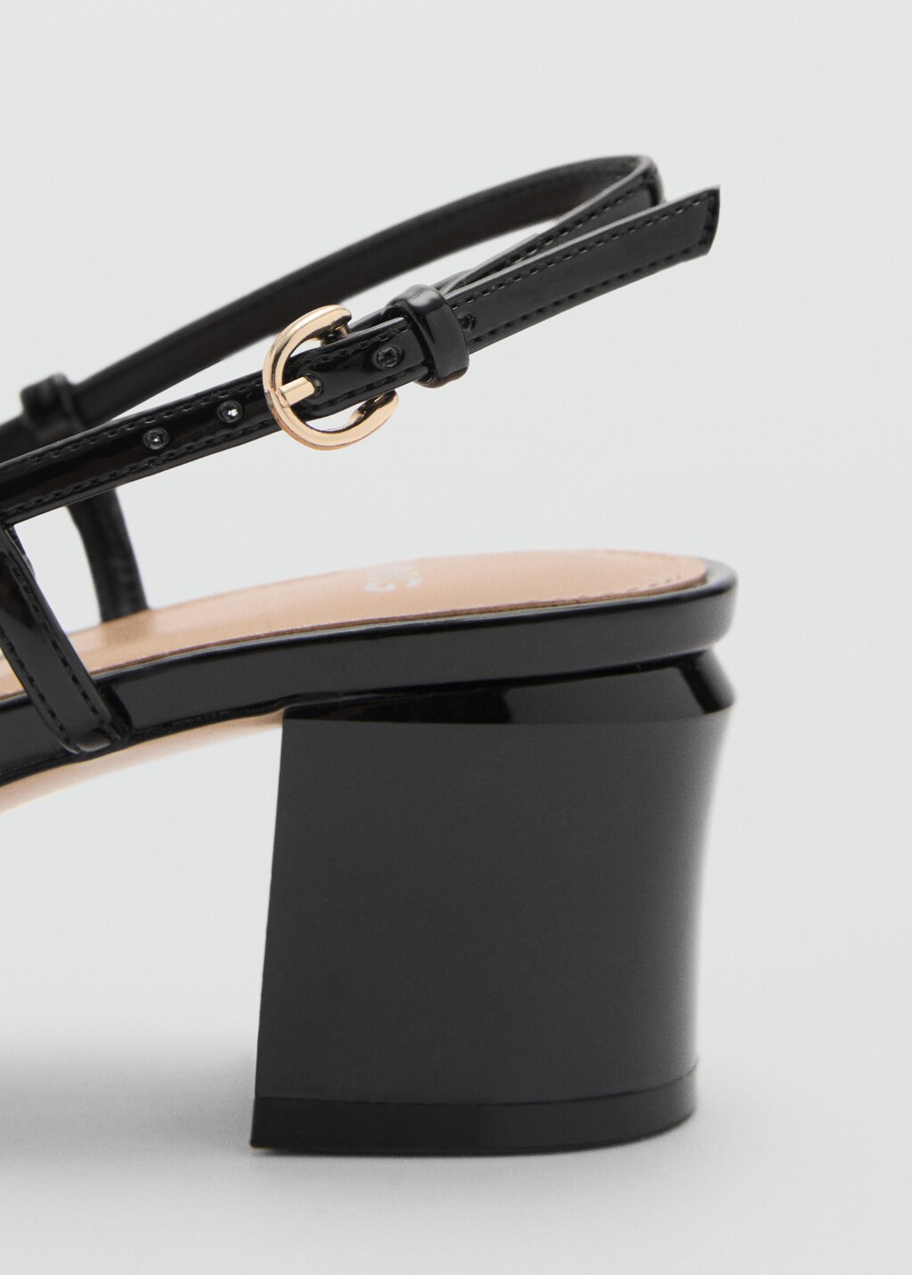 Heeled shoes with link detail - White