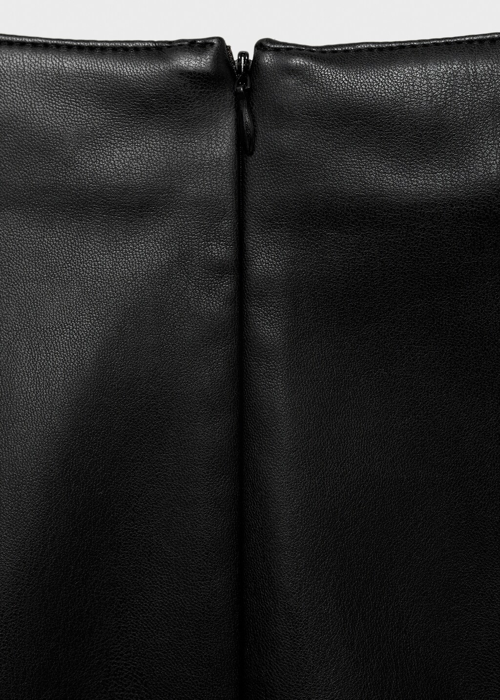 Faux-leather pencil skirt - Black