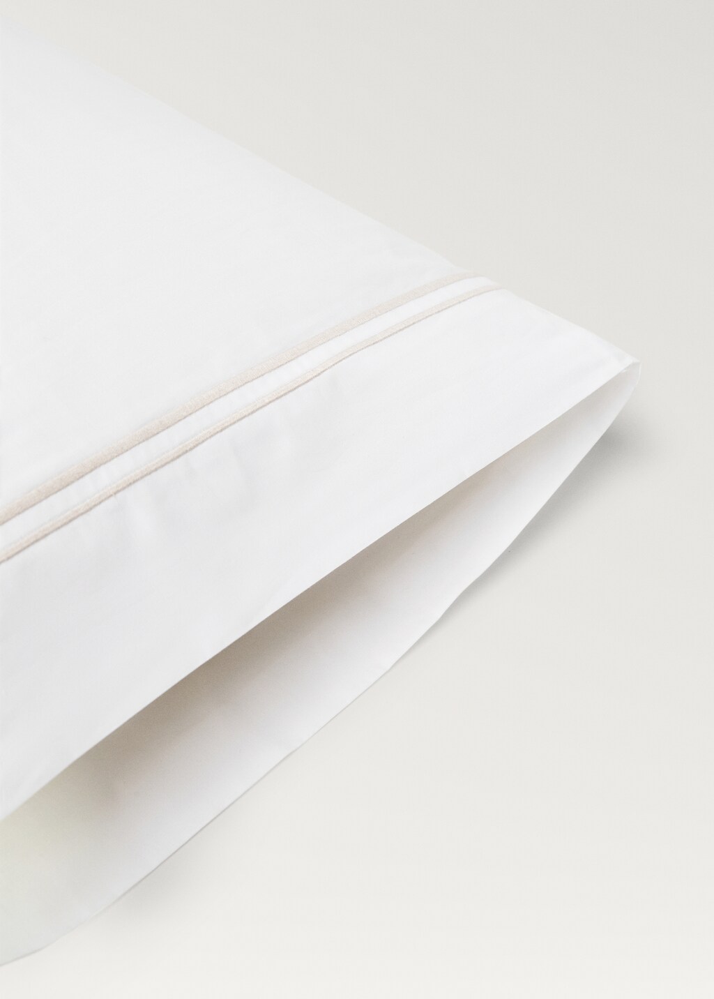 Scallped percale cotton pillowcase, 45x110 cm - Grey