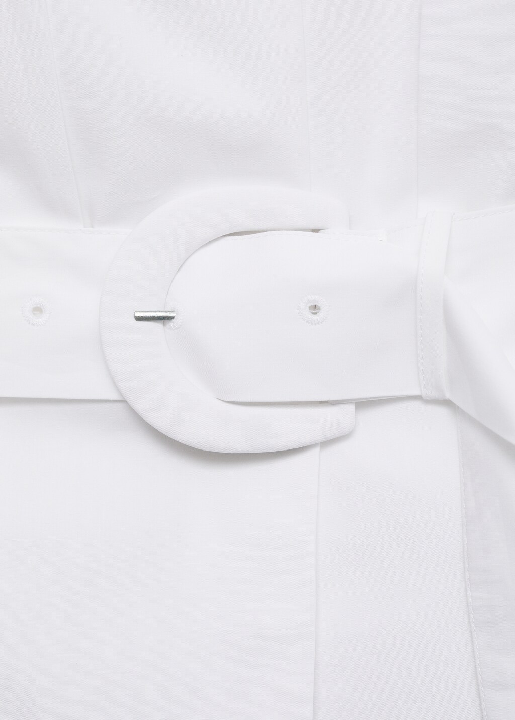Pleated blouse with belt - White