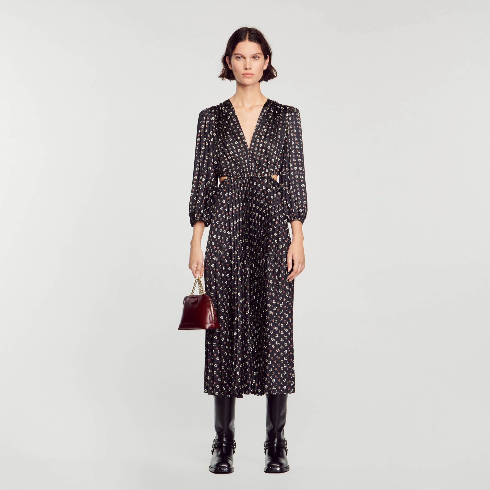Long printed dress with pleats