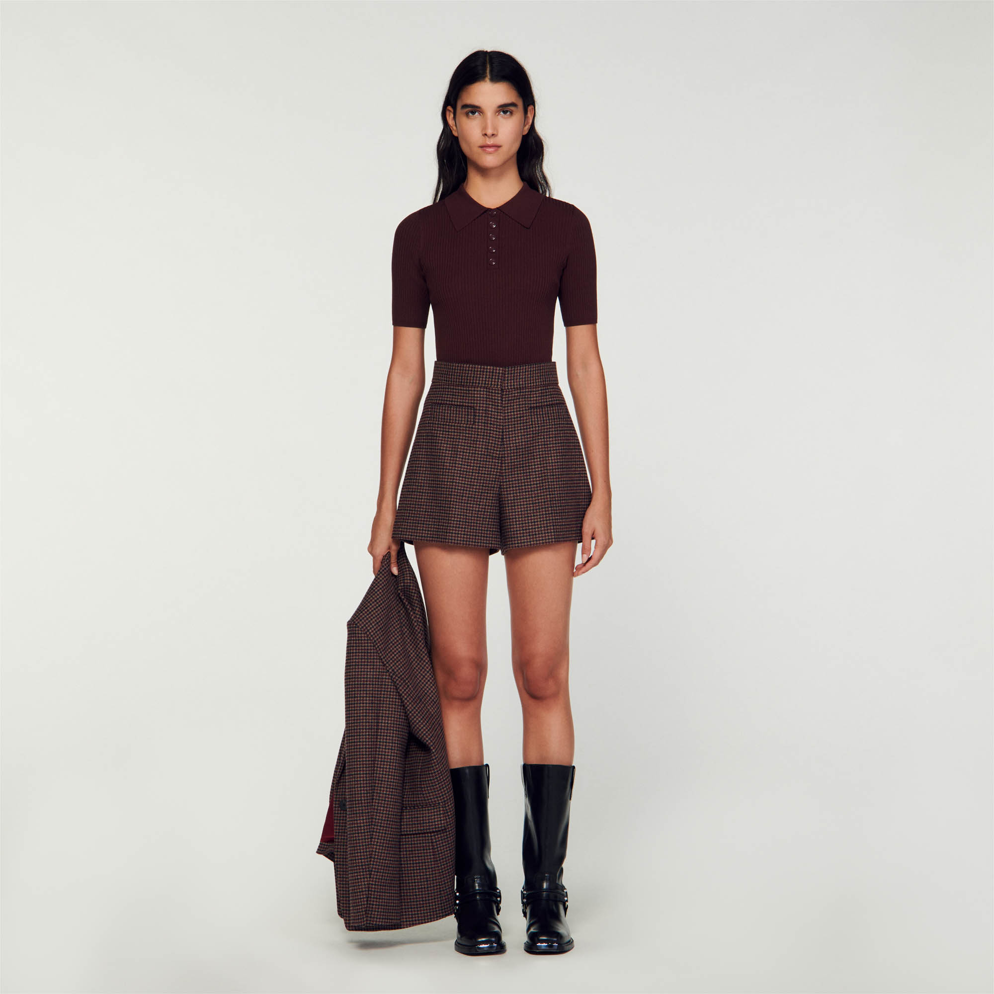 Short-sleeved polo neck sweater