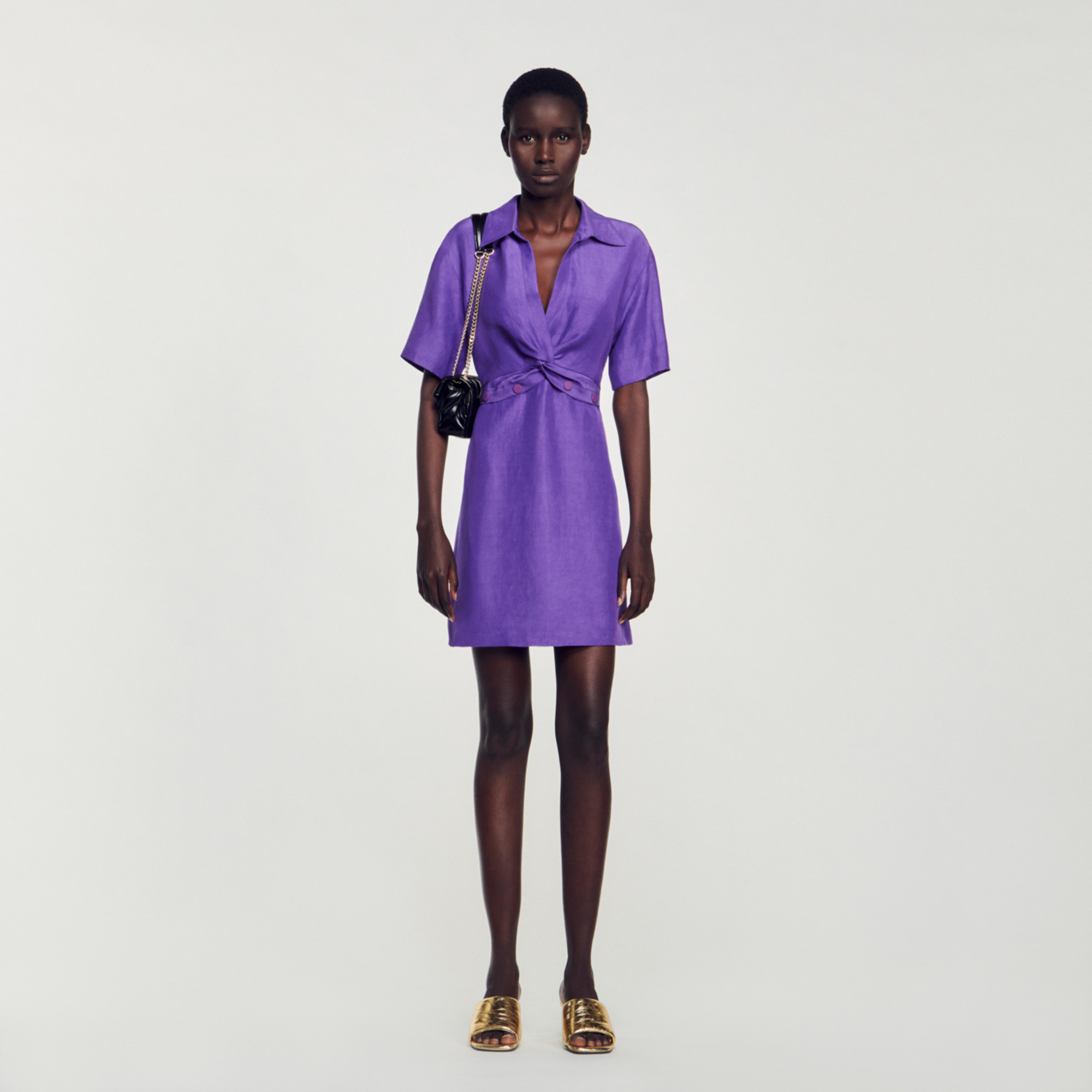 Short dress with shirt collar
