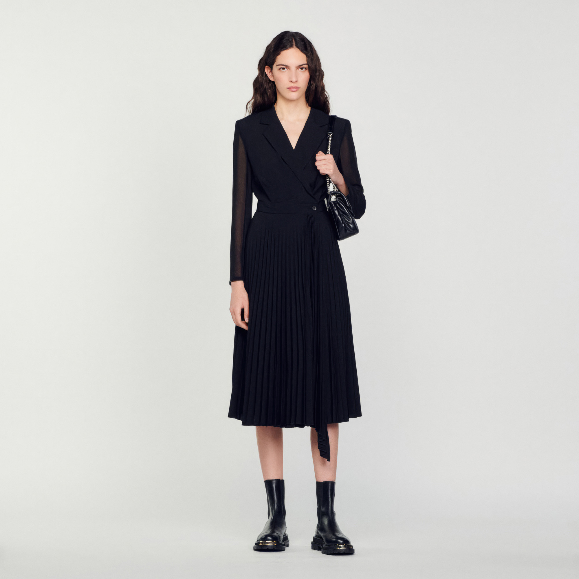 Dual-material long-sleeved dress