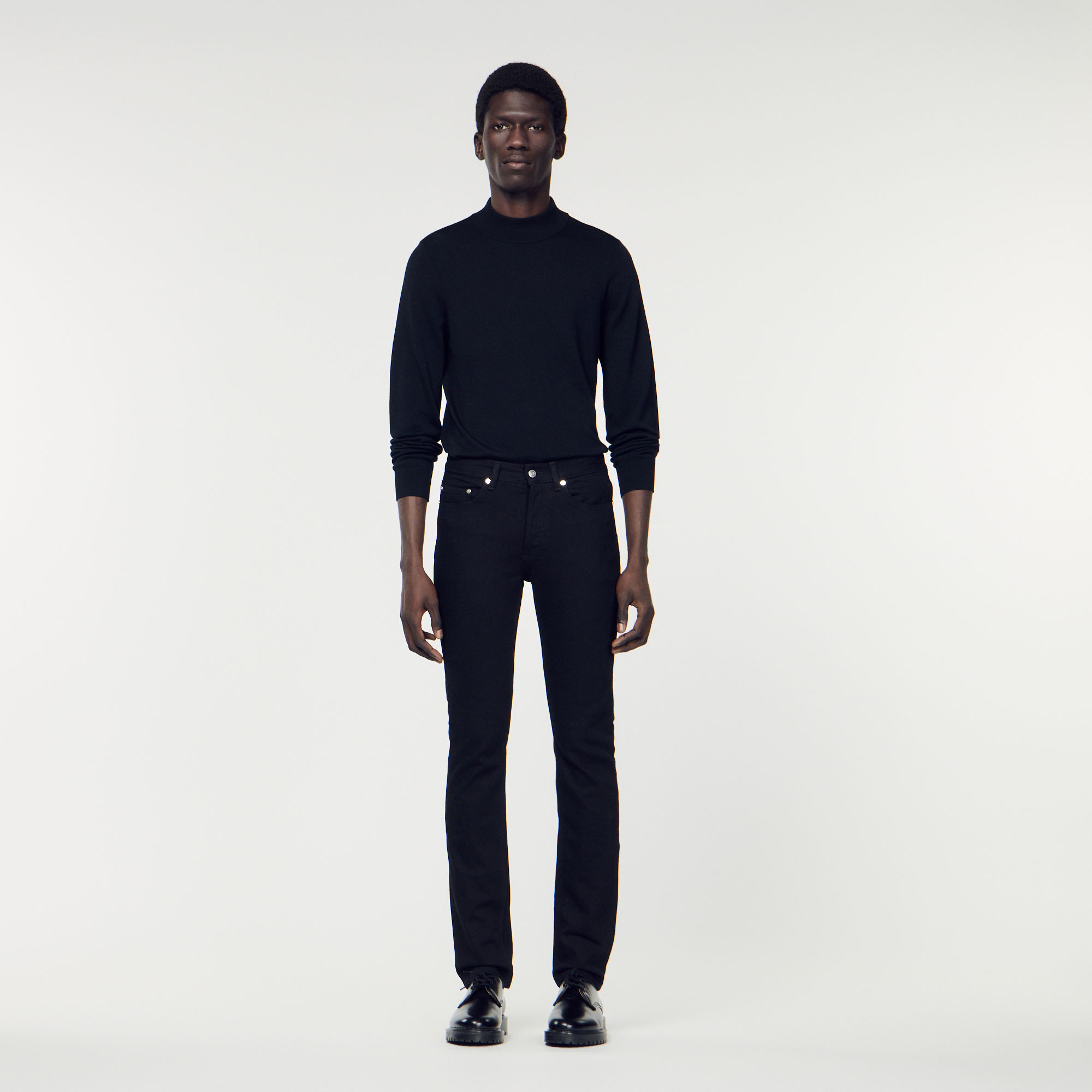 Slim-fit jeans
