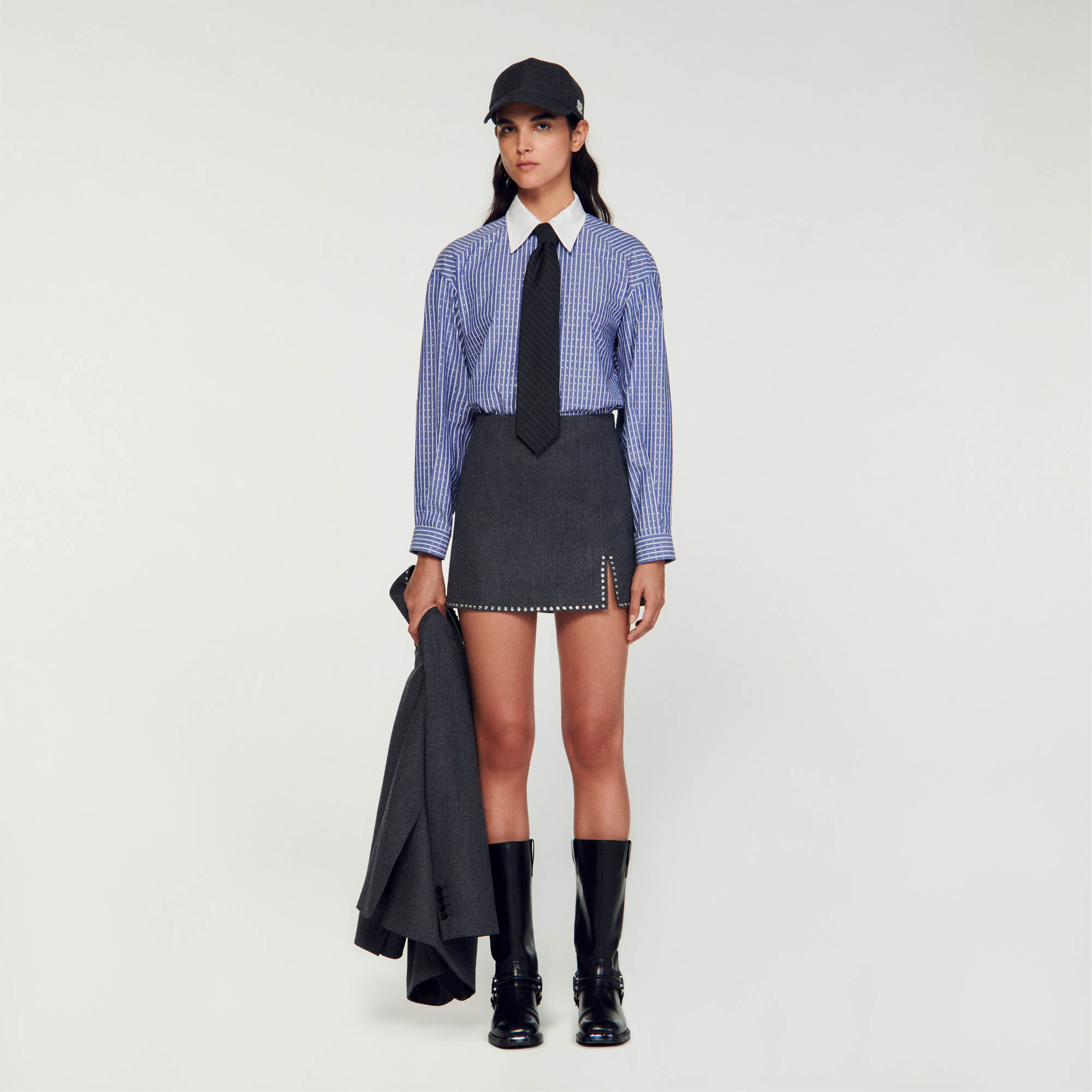 Cropped oversized shirt