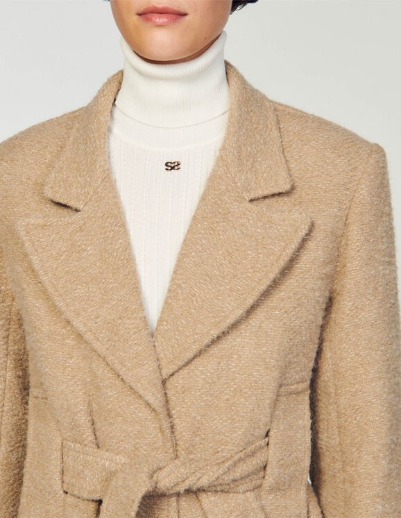 Long boucl&eacute; coat