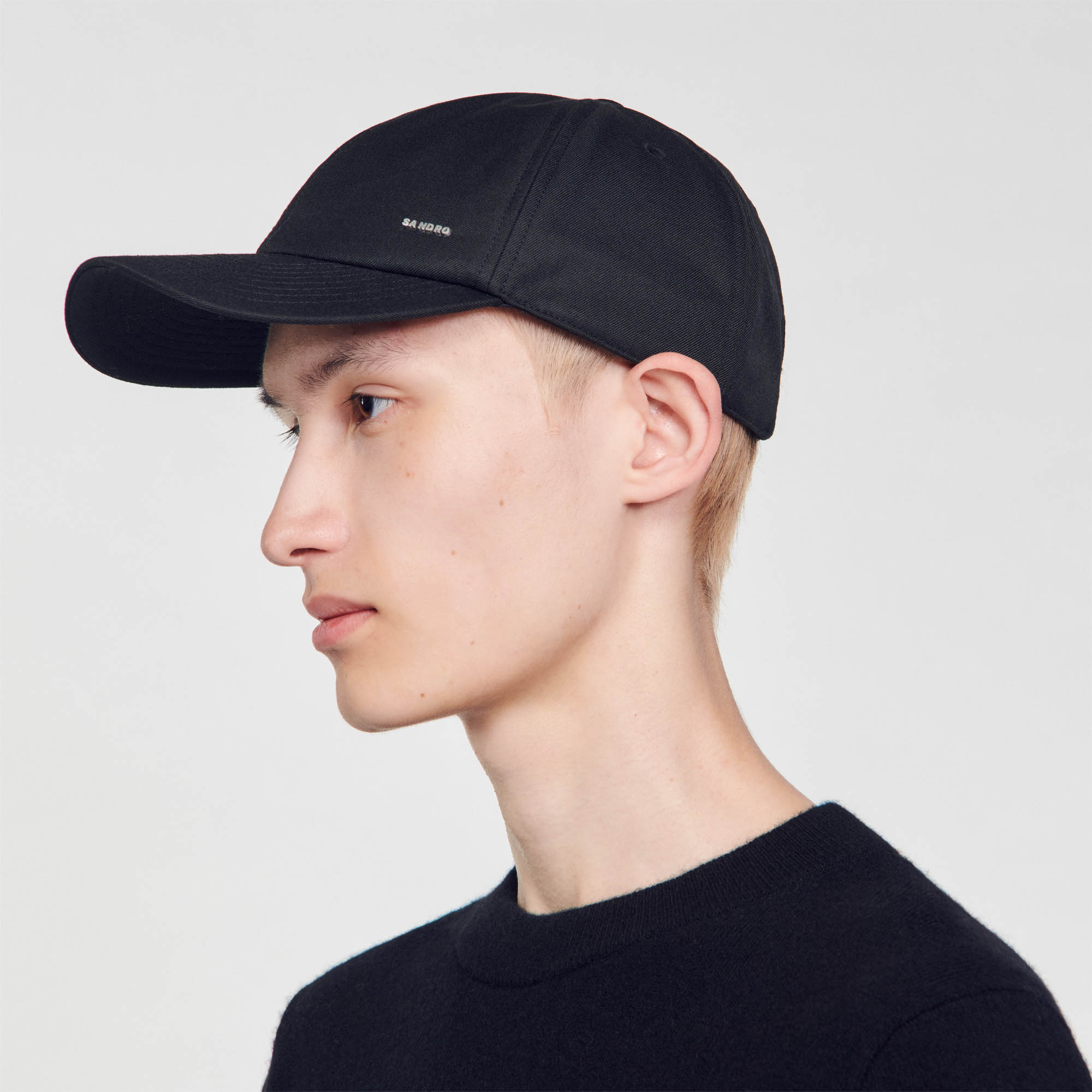 Technical fabric cap