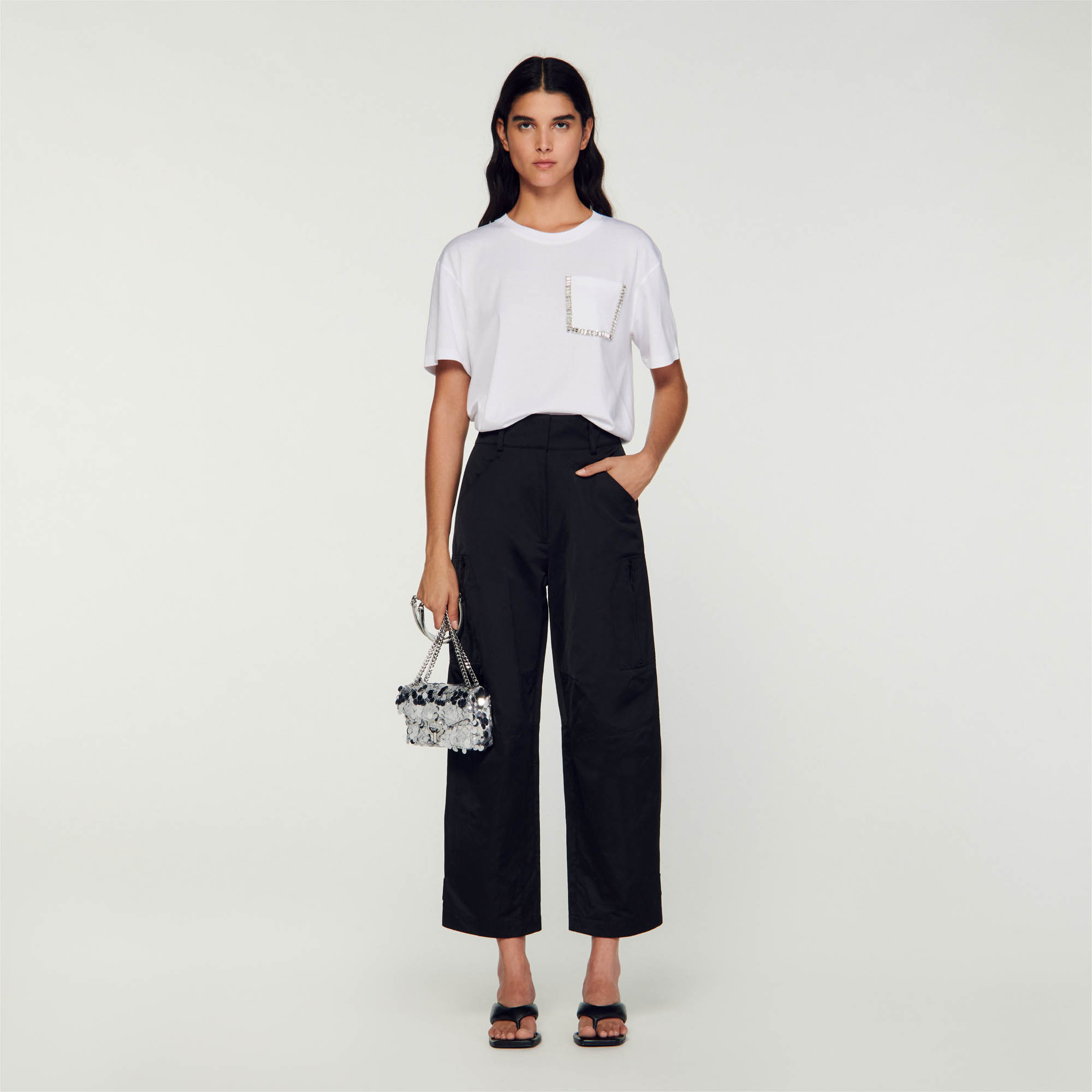 Cropped T-shirt with rhinestones