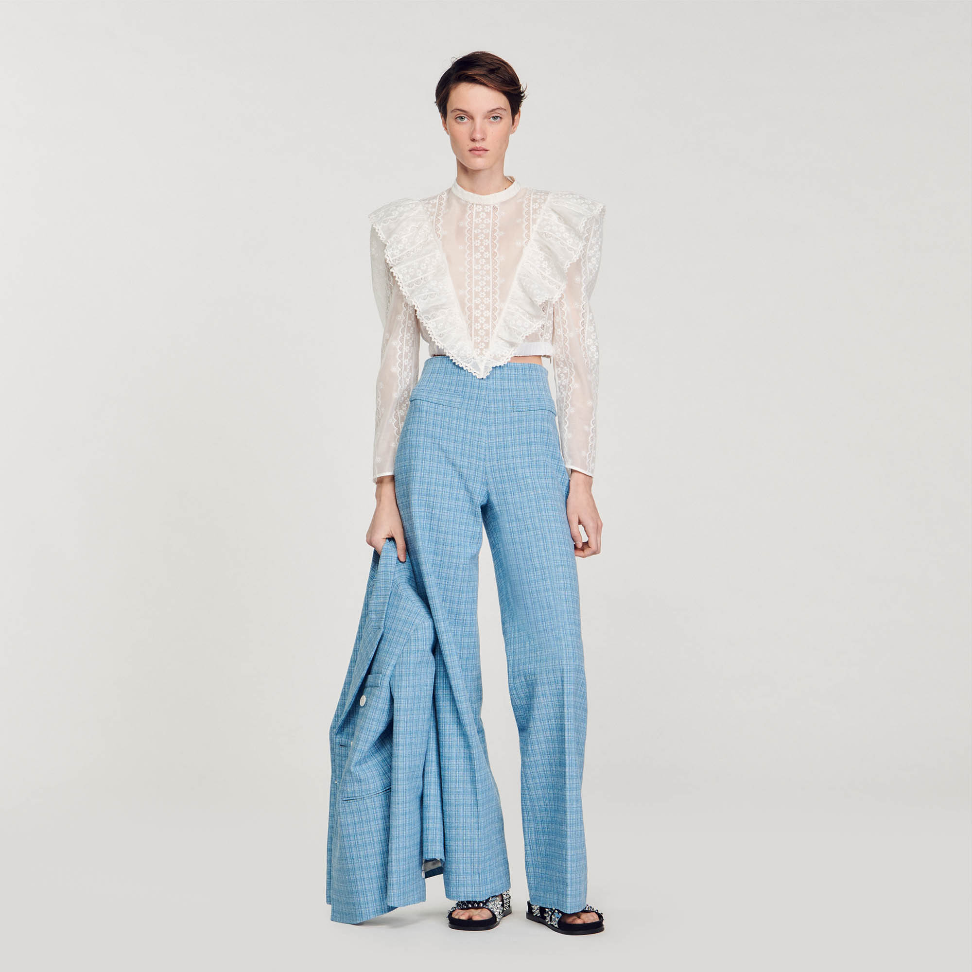 Broderie anglaise crop top