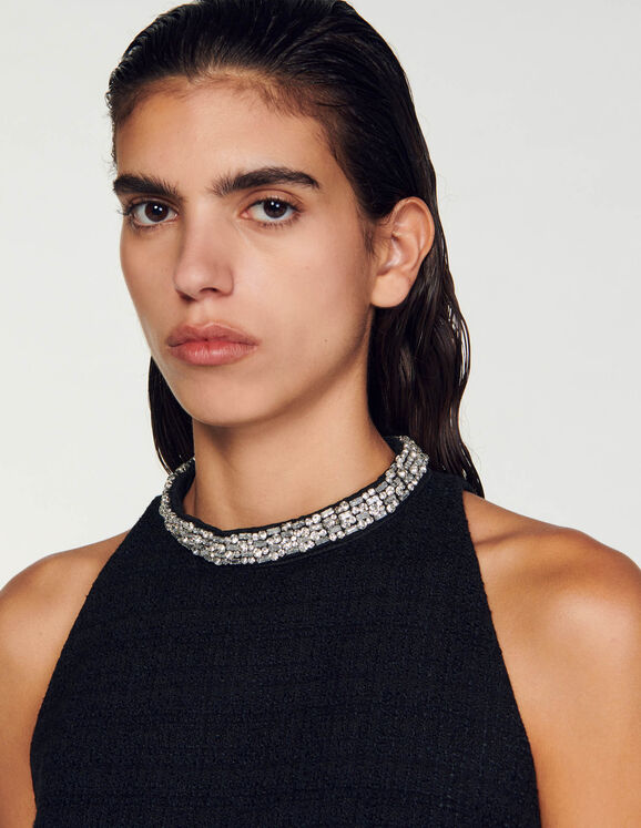 Dress with jewelry collar