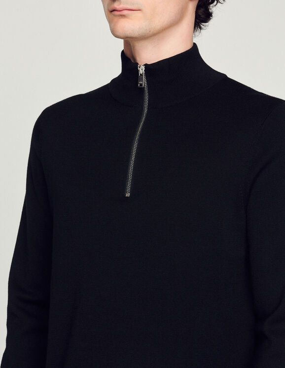 Wool sweater with zipped collar