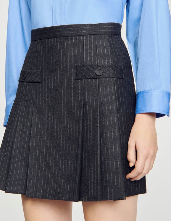Short striped skirt